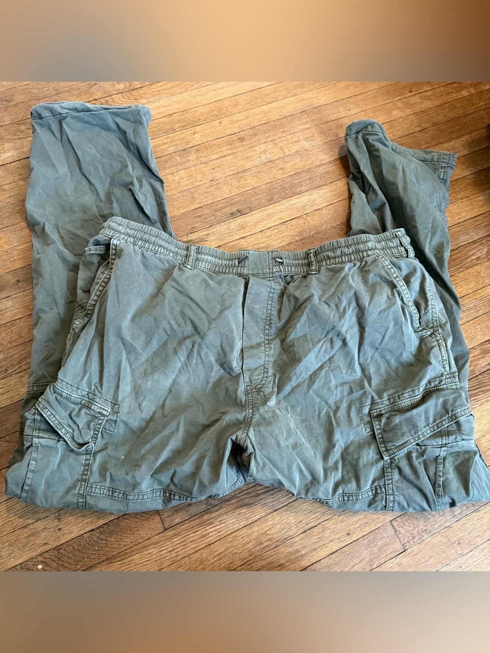 American Eagle Men’s Cargo Pants - Size XL